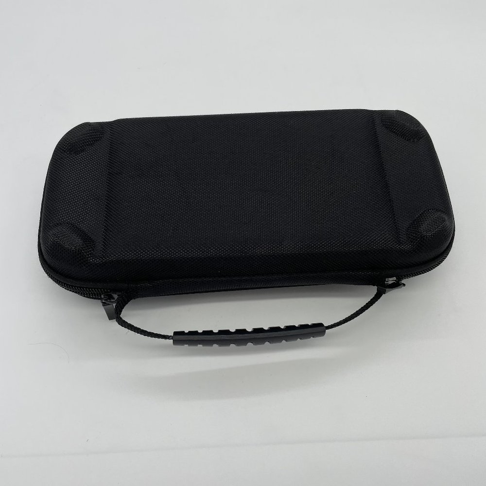 Black nylon hard case for Switch Games